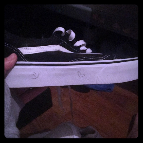 Vans Shoes - Vans old “Skool”barley used(will come clean) Vans Shoes - Vans old “Skool”barley used(will come clean)